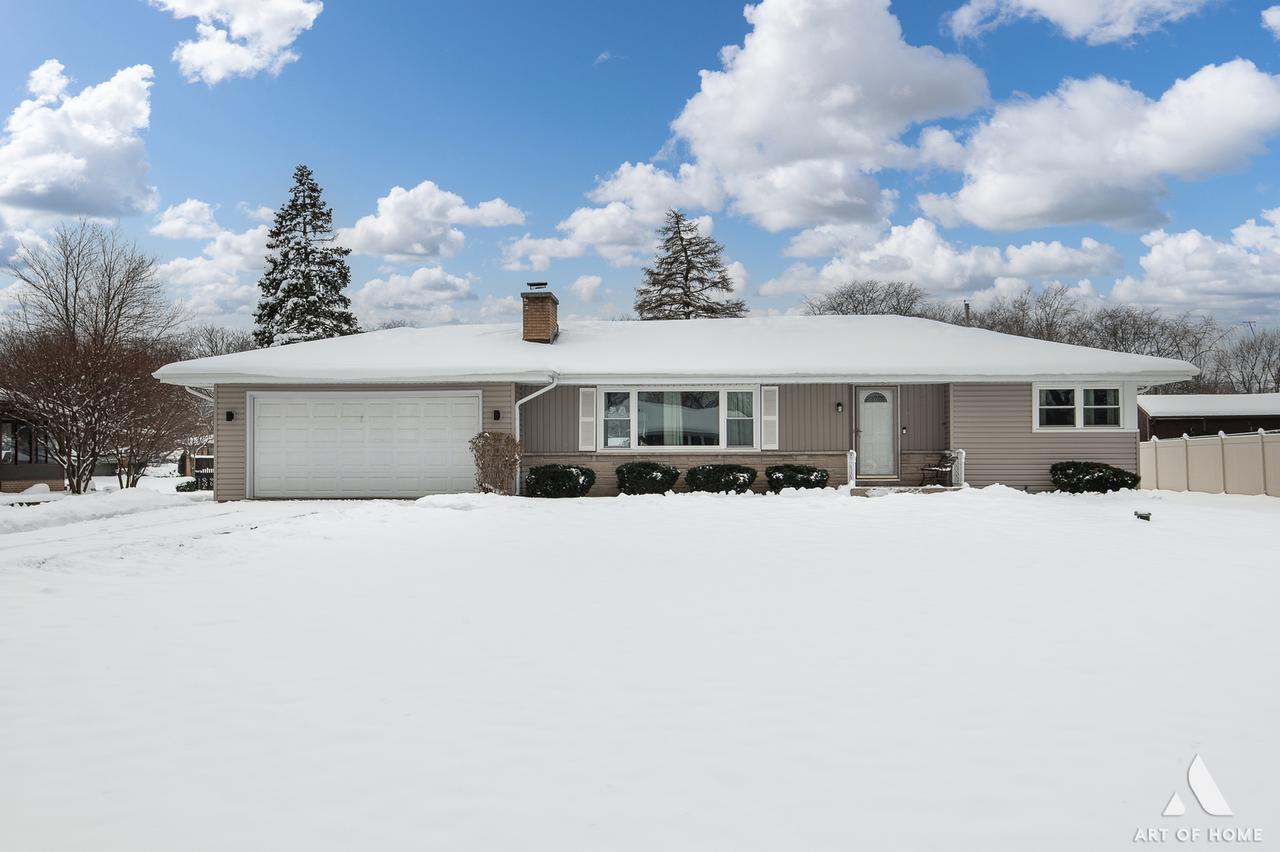 6N362 Andrene Ln., Itasca, IL 60143