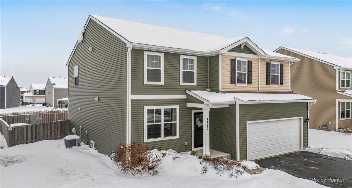 1482 Hollow Tree Ln., Pingree Grove, IL 60140