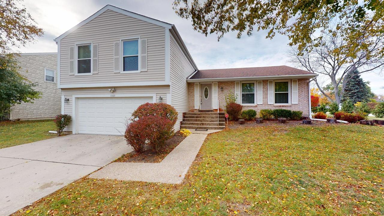 1327 Larchmont Dr., Buffalo Grove, IL 60089