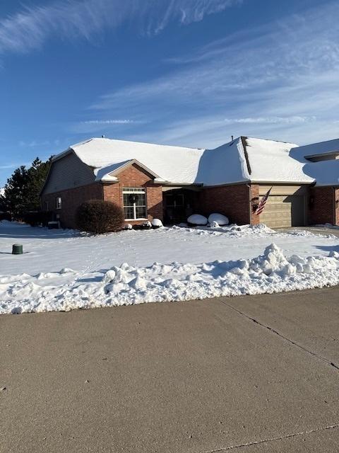 4 Monarch Dr., Bloomington, IL 61704