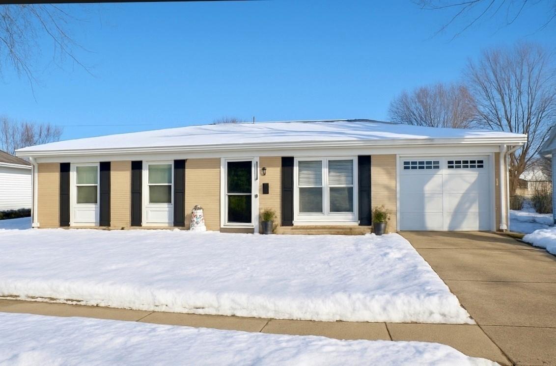 [Address Hidden by Seller], Dixon, IL 61021