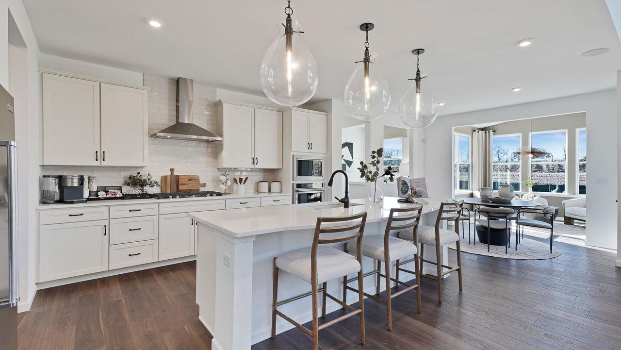 1735 Lewis Dr., Deerfield, IL 60015