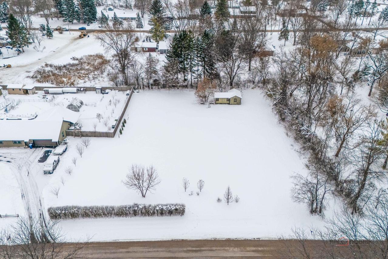 16655 W Applewood Ct., Gurnee, IL 60031