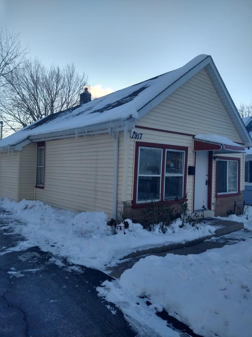 1917 Honore Ave., North Chicago, IL 60064