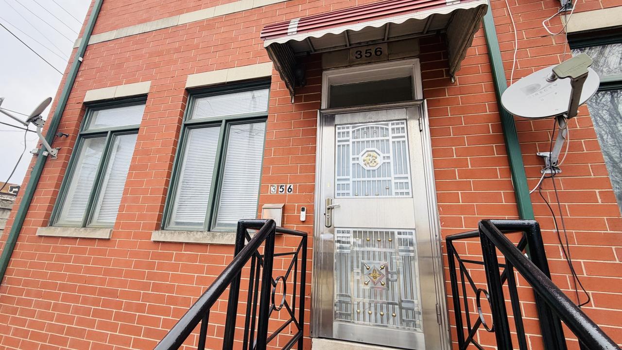 356 W 31st St., Chicago, IL 60616