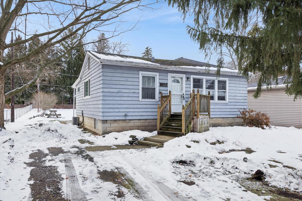 4714 Schwartz Ave., Lisle, IL 60532