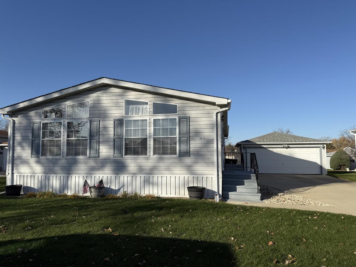 10856 W Gateway Dr., Frankfort, IL 60423