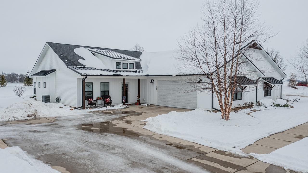 825 E Thompson St., Princeton, IL 61356