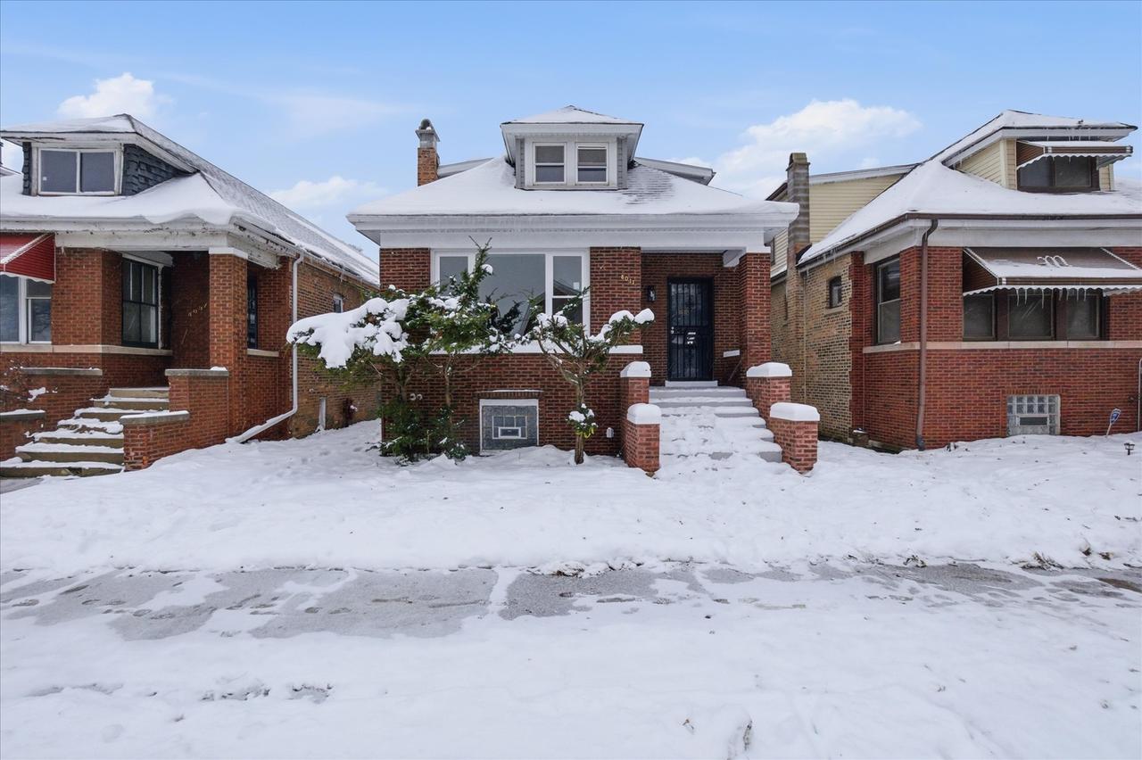 8011 S Dante Ave., Chicago, IL 60619