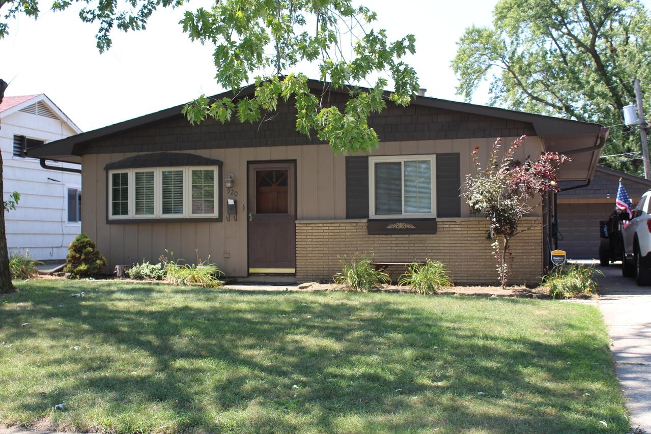 920 Sunnyside Ave., Thornton, IL 60476