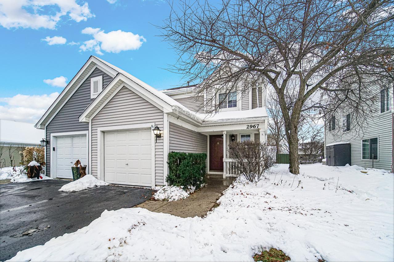 2967 Impressions Dr., Lake In The Hills, IL 60156