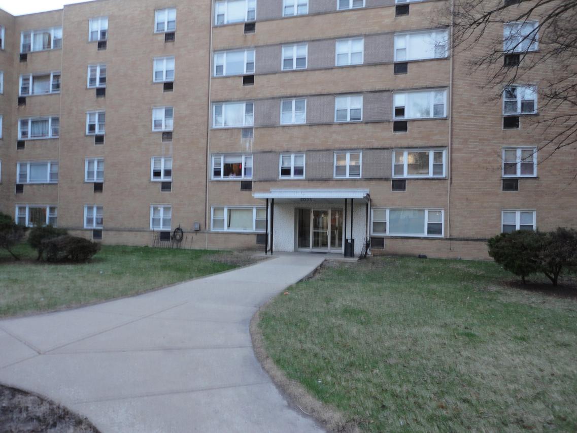 [Address Hidden by Seller], Chicago, IL 60659