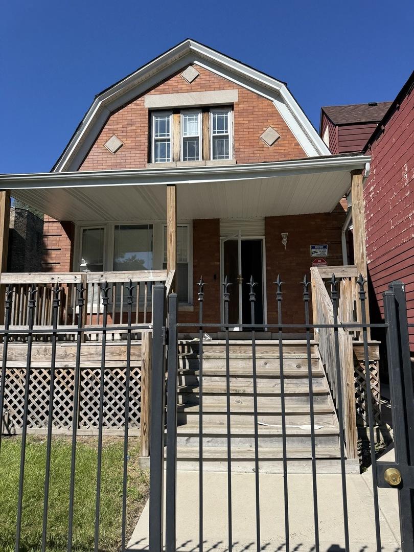 6928 S Kimbark Ave., Chicago, IL 60637