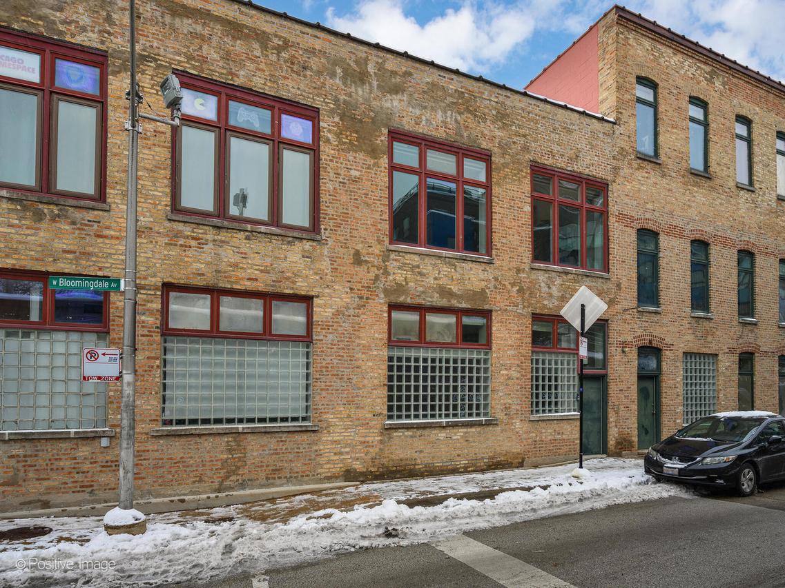 2418 W Bloomingdale Ave. #102, Chicago, IL 60647