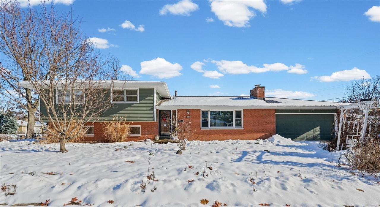 2018 S Cottage Grove Ave., Urbana, IL 61801