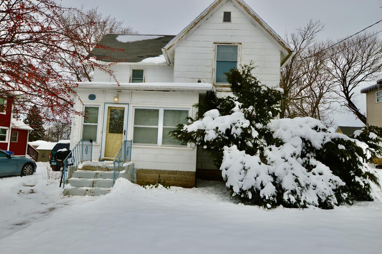 810 Julien St., Belvidere, IL 61008