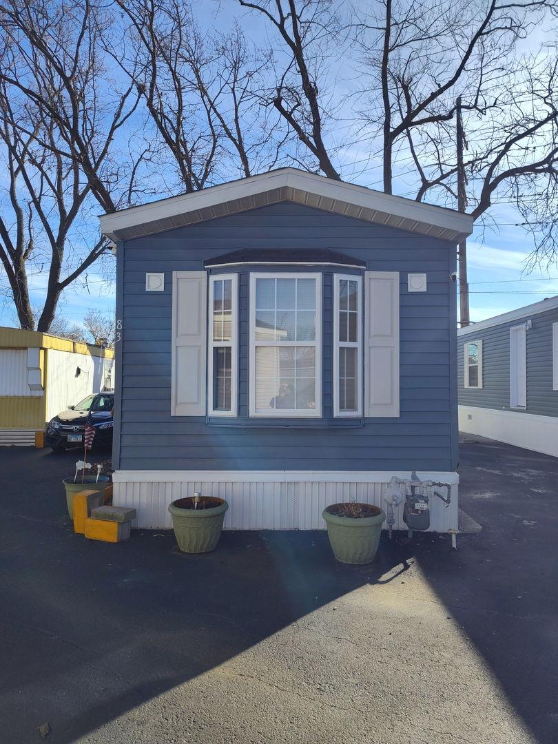 1330 Rand Rd. #83, Des Plaines, IL 60016