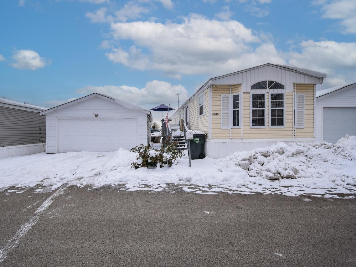 3513 Barb Ave. #178, Waukegan, IL 60085