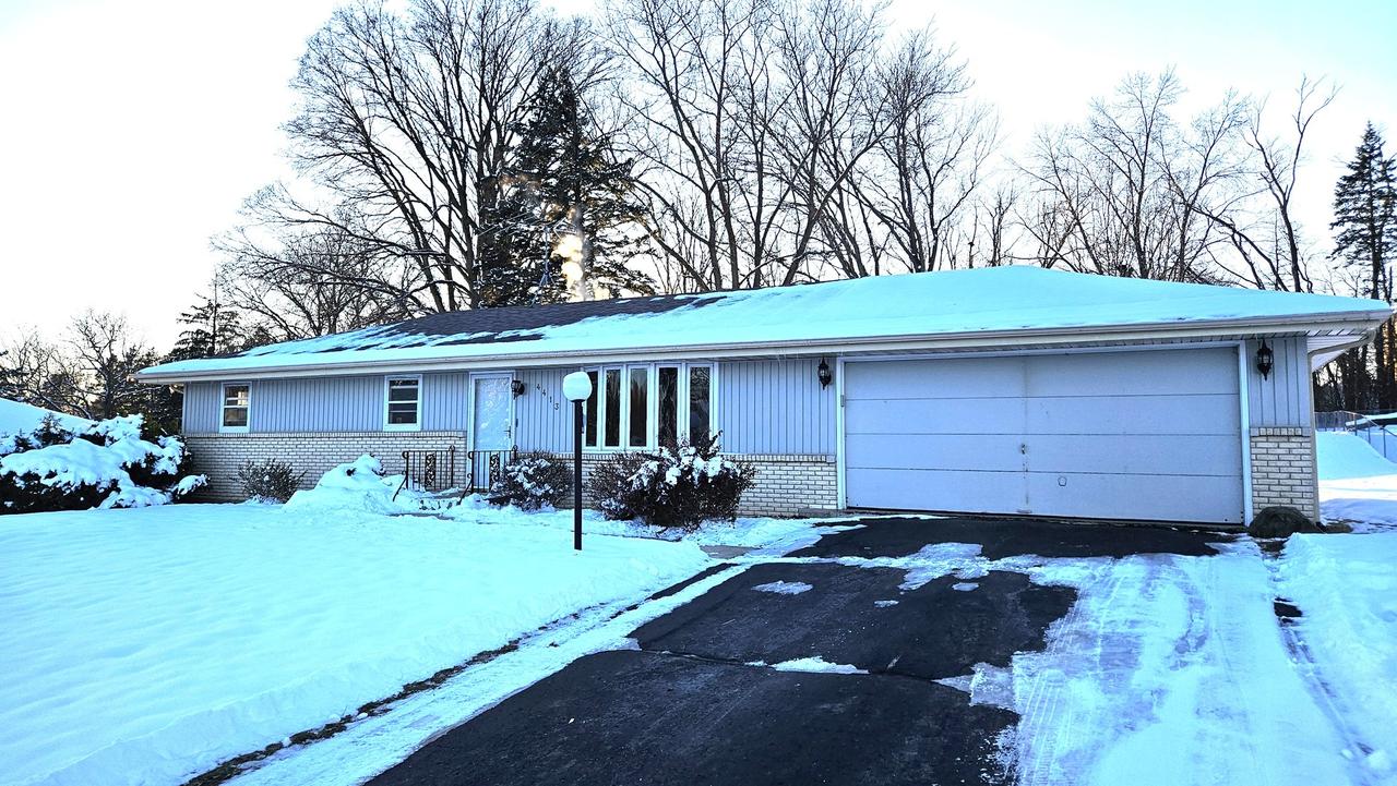 4413 Box Elder Ln., Rockford, IL 61109