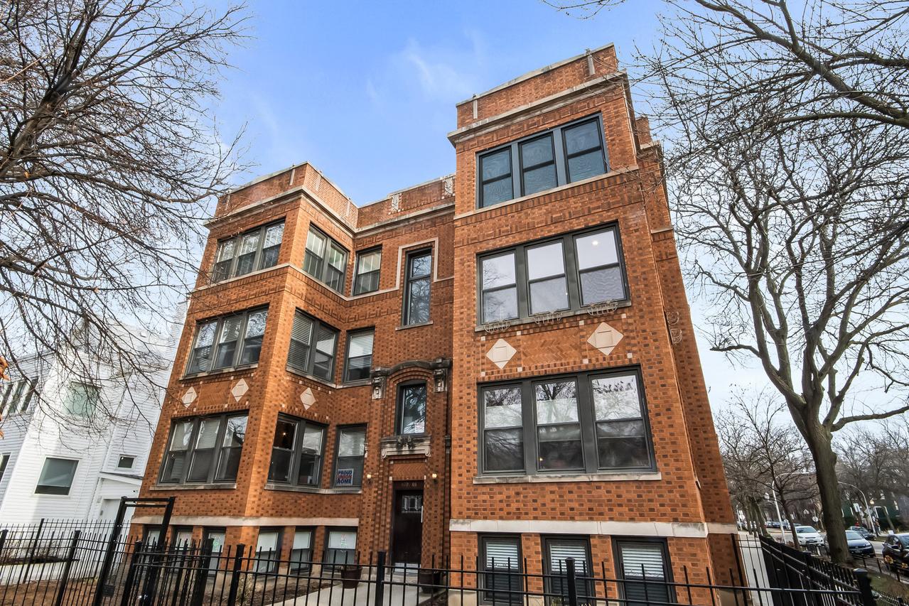 6701 N Bosworth Ave. #B2, Chicago, IL 60626