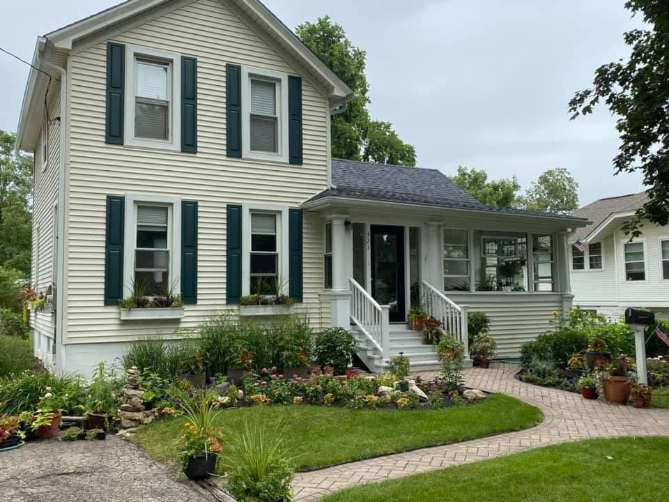 323 W Washington St., West Chicago, IL 60185