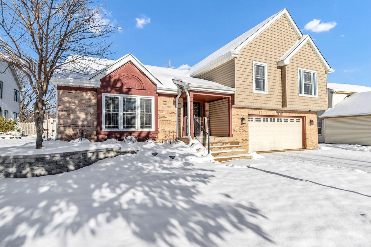 307 Orchard Ln., Bloomingdale, IL 60108