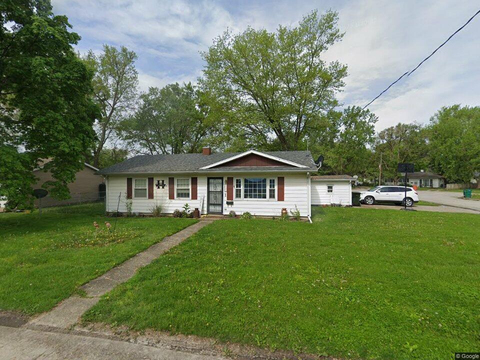 1521 S 3rd St., Mattoon, IL 61938