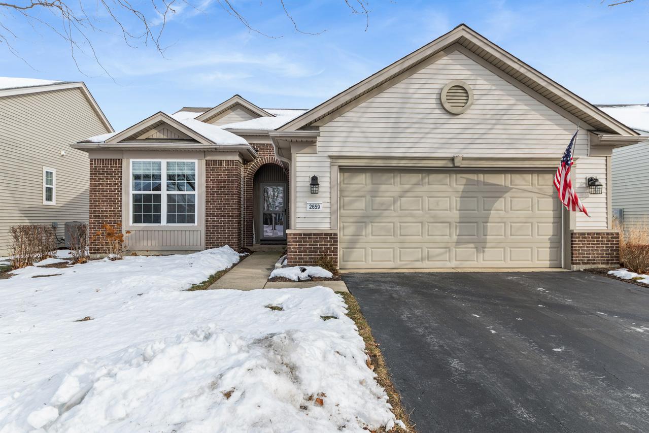 2659 Venetian Ln., Elgin, IL 60124