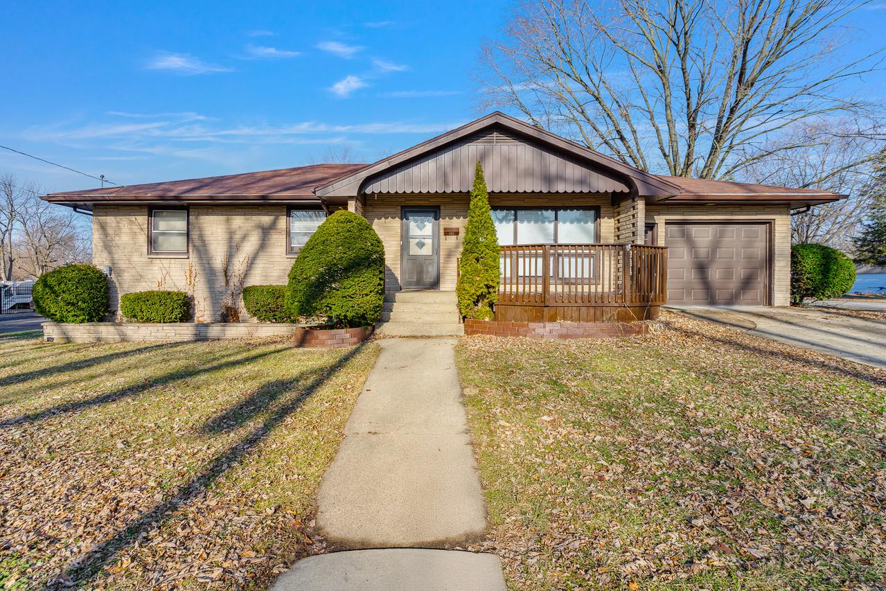 502 W 7th St., Lockport, IL 60441