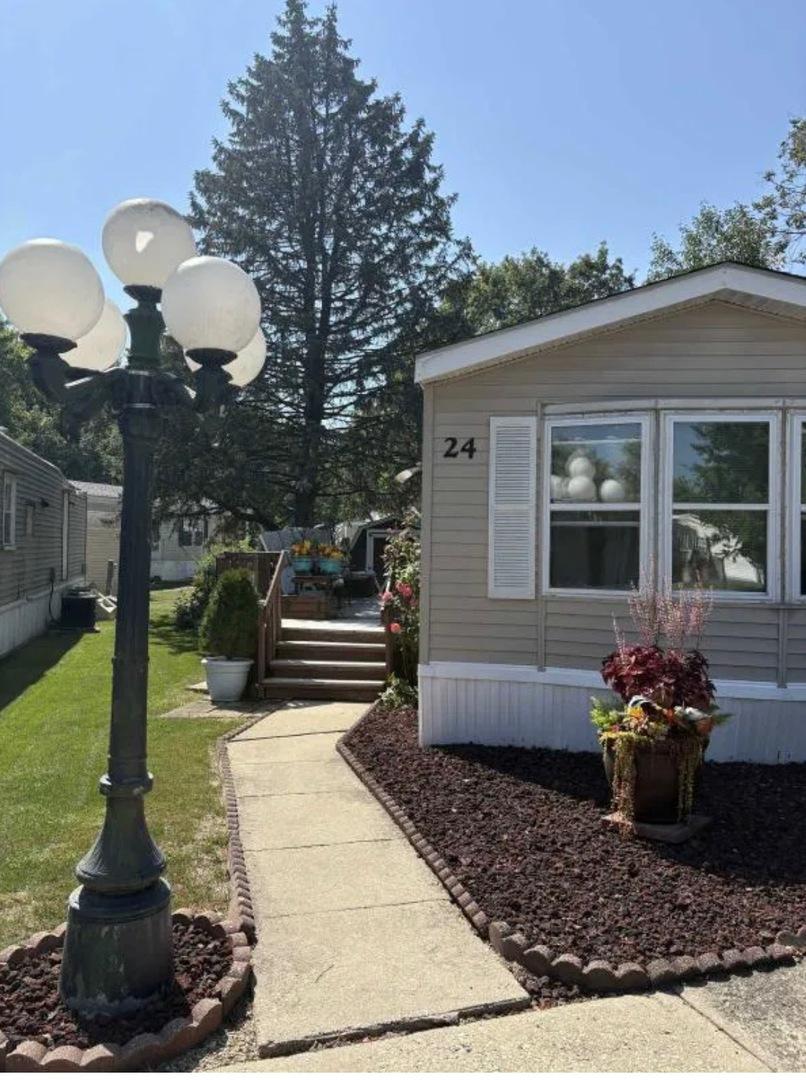 24 Aspen St., Minooka, IL 60447