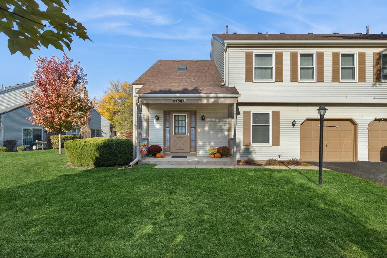 11708 Pine Way #A, Huntley, IL 60142