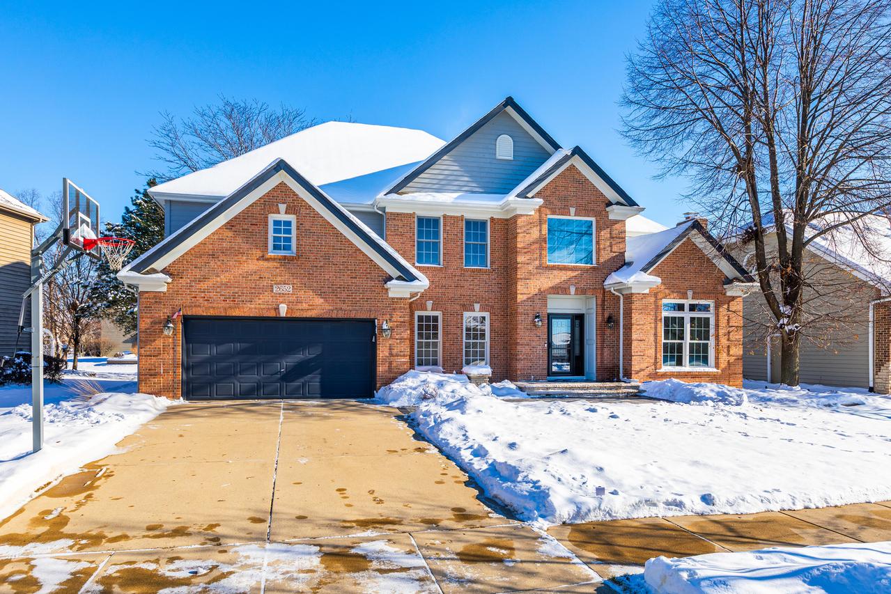 2652 Charlestowne Ln., Naperville, IL 60564