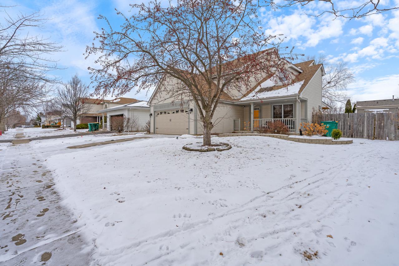 2010 Primrose Dr., Plainfield, IL 60586