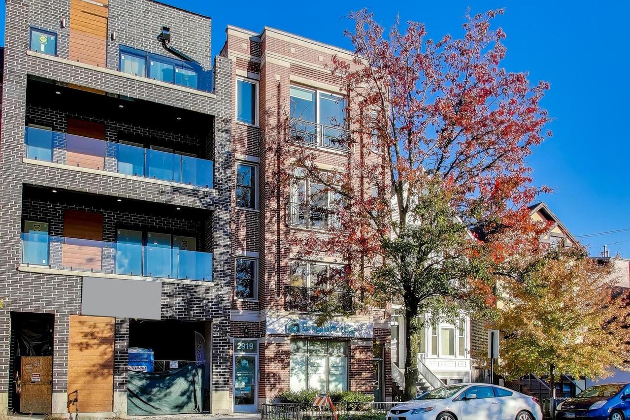 2919 N Southport Ave. #3, Chicago, IL 60657