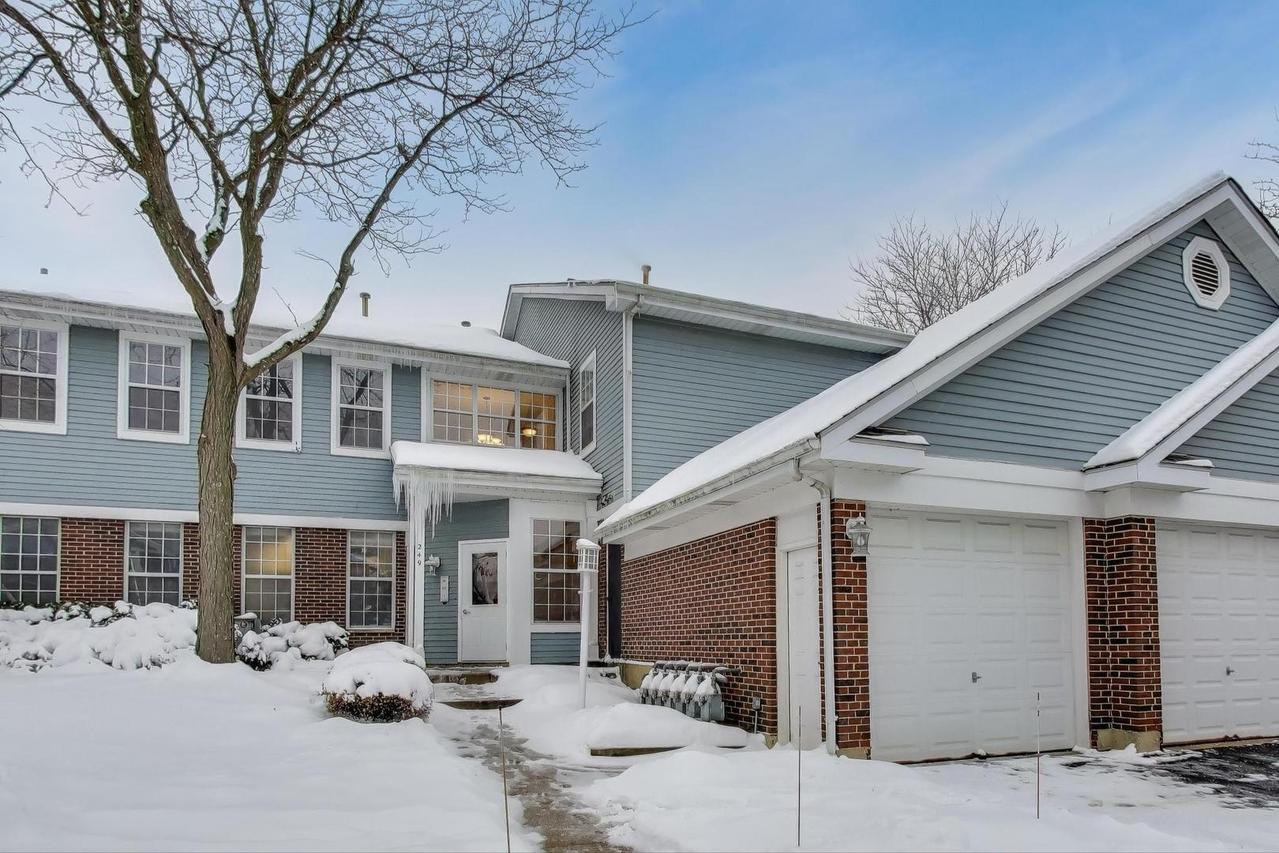 249 W Lynn Dr. #6, Palatine, IL 60067