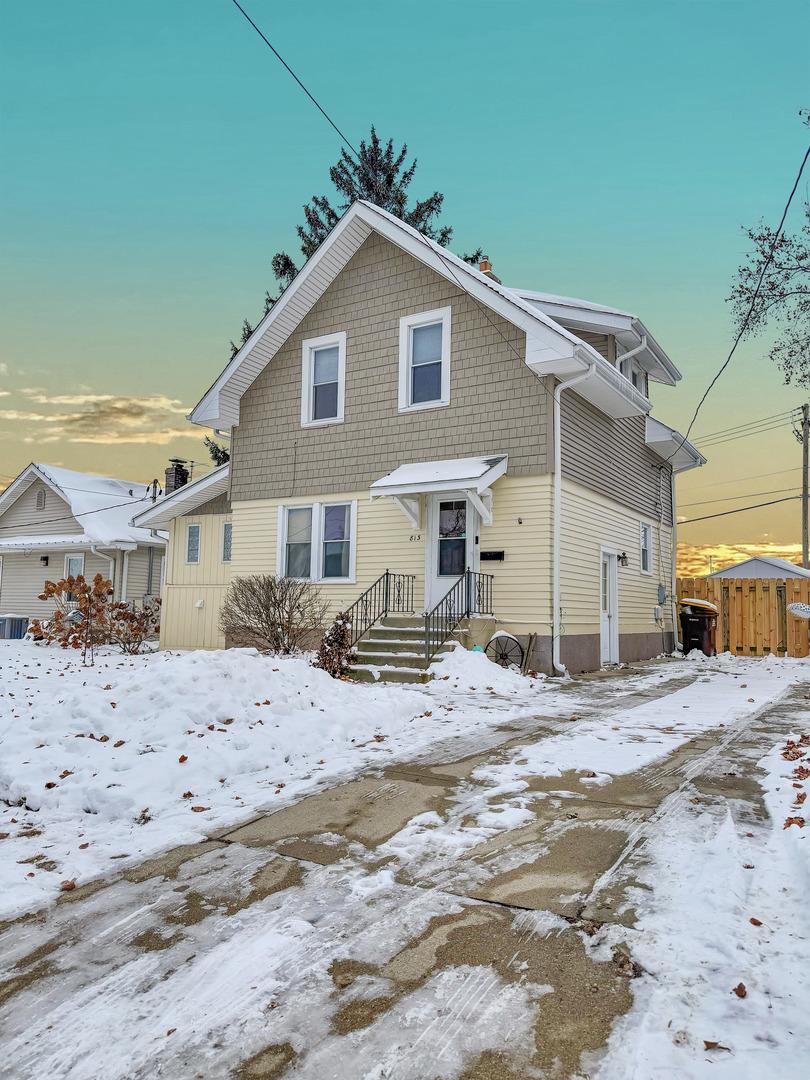 813 W Cleveland St., Freeport, IL 61032