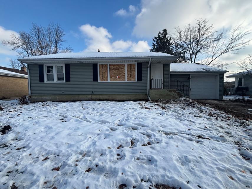 409 N Iowa Ave., Villa Park, IL 60181