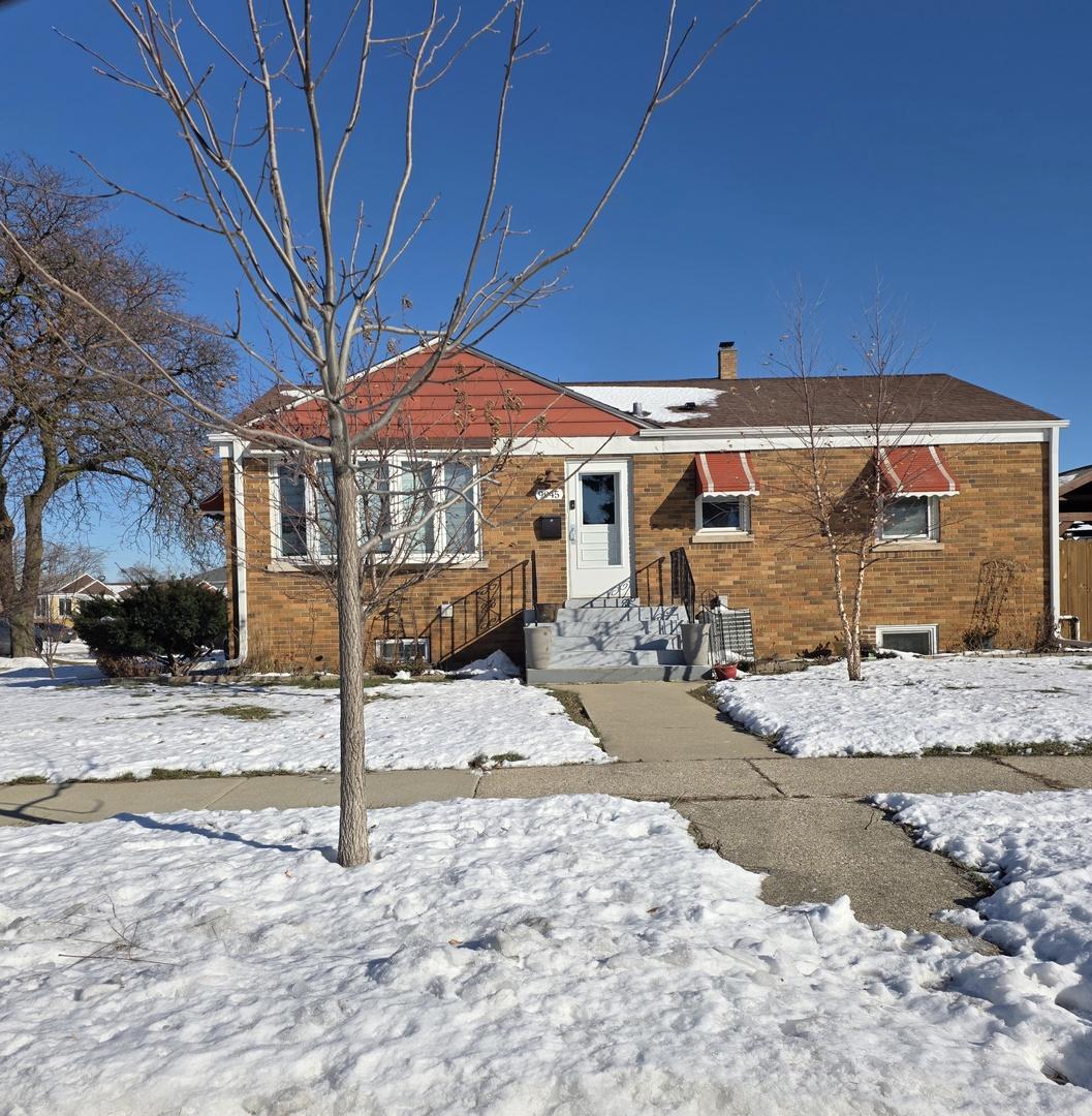 9945 Sunnyside Ave., Schiller Park, IL 60176