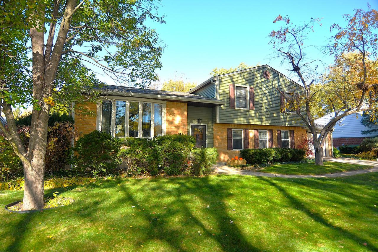 [Address Hidden by Seller], Palatine, IL 60074