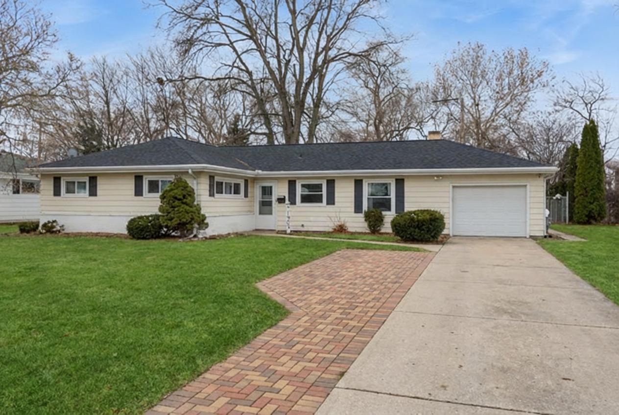 1902 N Washington St., Wheaton, IL 60187