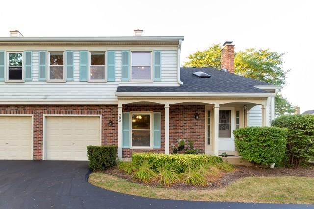 202 College Crossing #162, Rolling Meadows, IL 60008