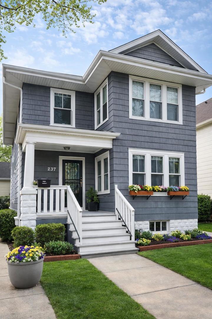 237 W 114th St., Chicago, IL 60628