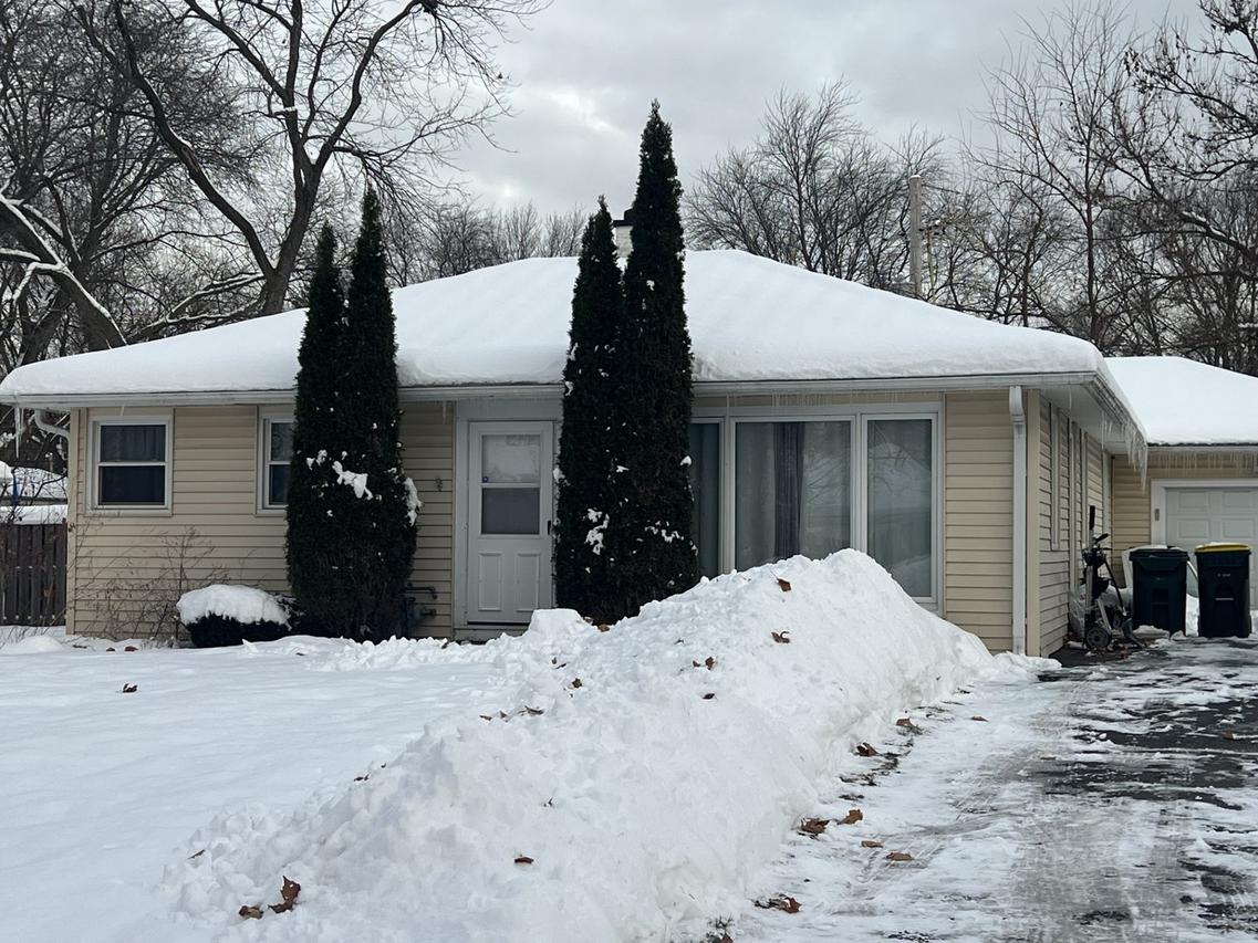 3200 Thrush Ln., Rolling Meadows, IL 60008