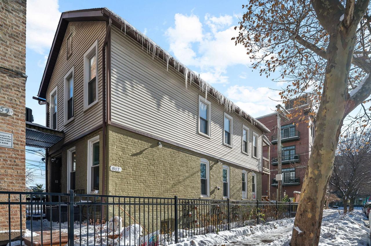 1259 W Fry St. #1C, Chicago, IL 60642