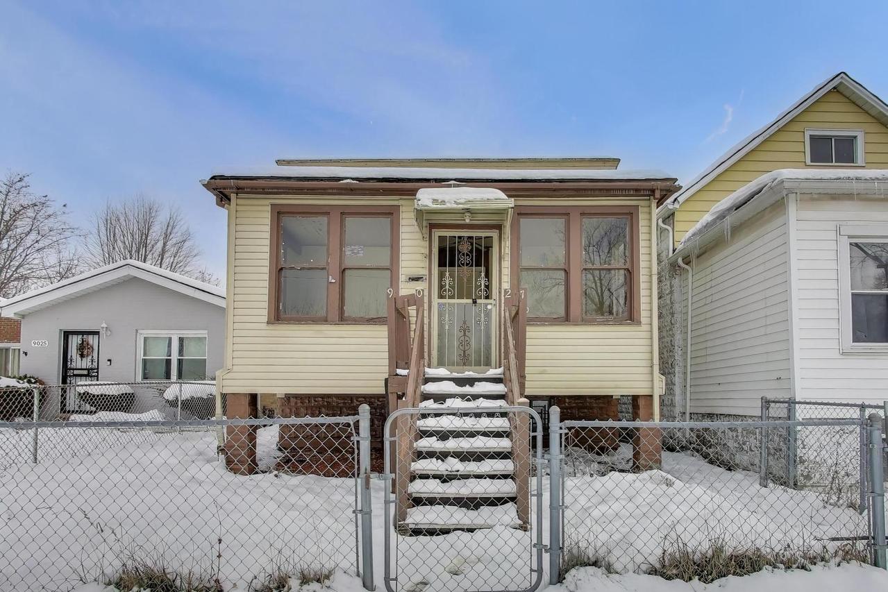 [Address Hidden by Seller], Chicago, IL 60619