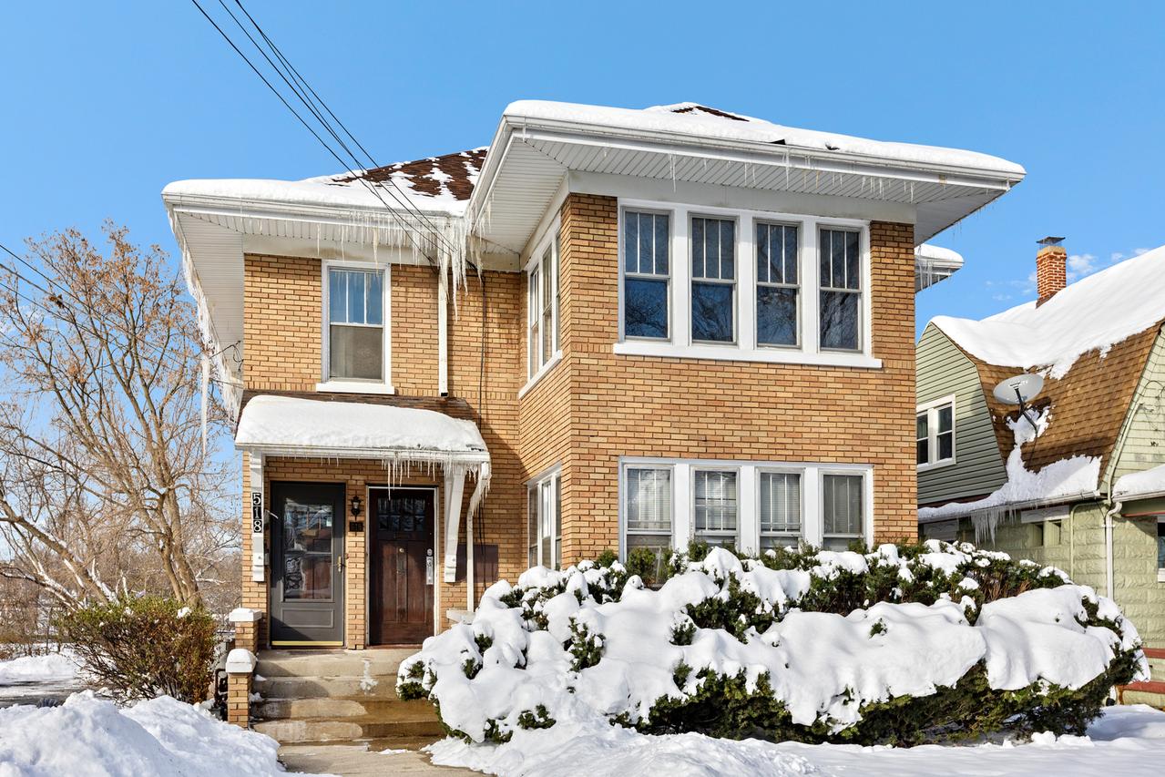 518 South St., Elgin, IL 60123