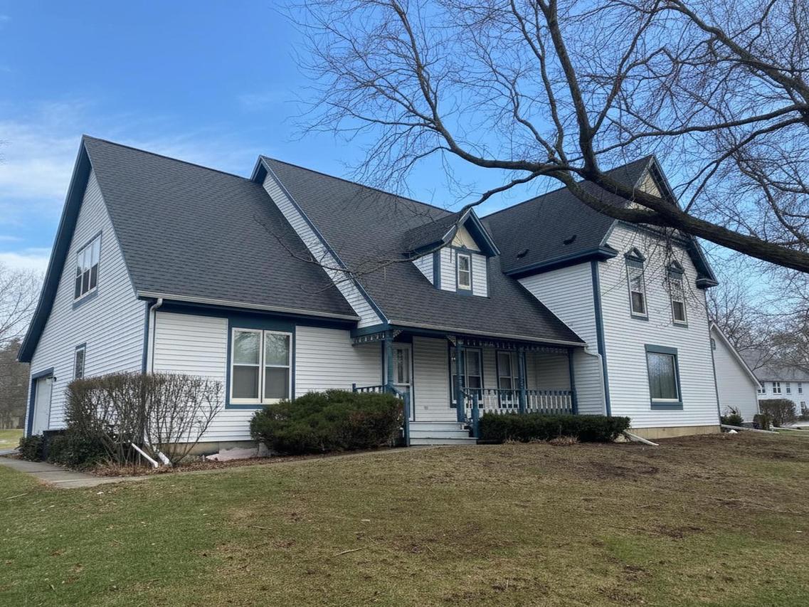 872 Victoria Dr., Woodstock, IL 60098