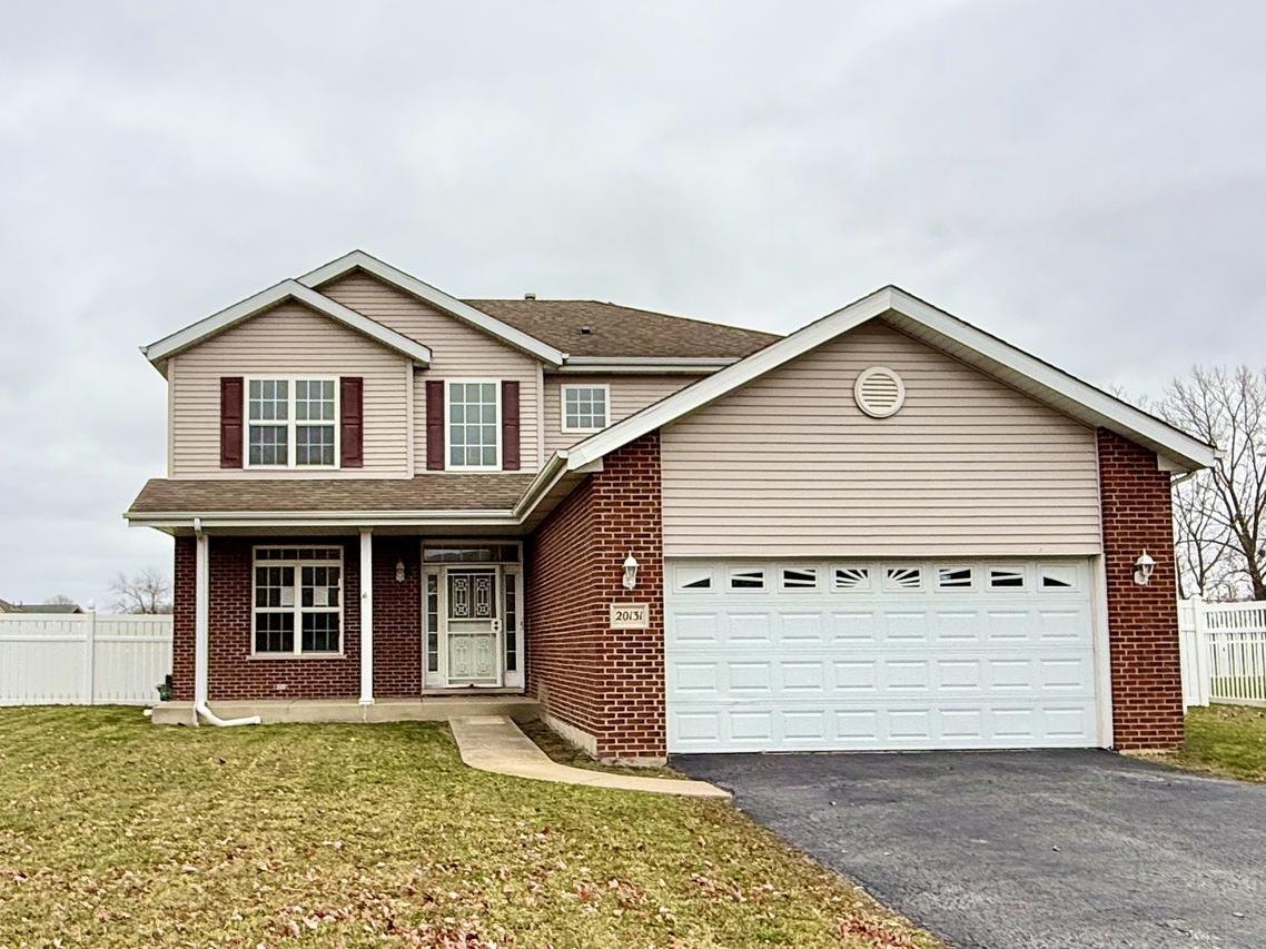 20131 Park Ave., Lynwood, IL 60411