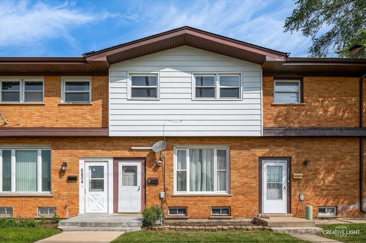 8802 N Prospect St., Niles, IL 60714
