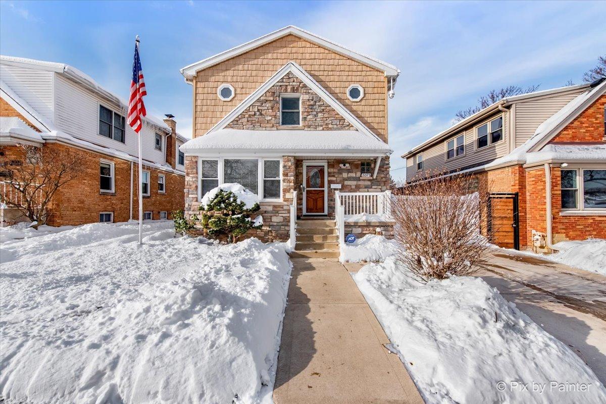 6372 N Sayre Ave., Chicago, IL 60631